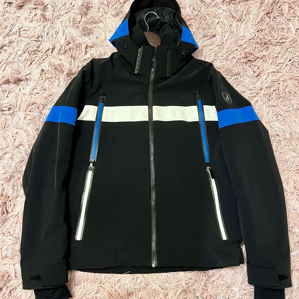 Toni Sailer Men’s Black and Blue Ski Jacket with Hood and Full-Length Zipper